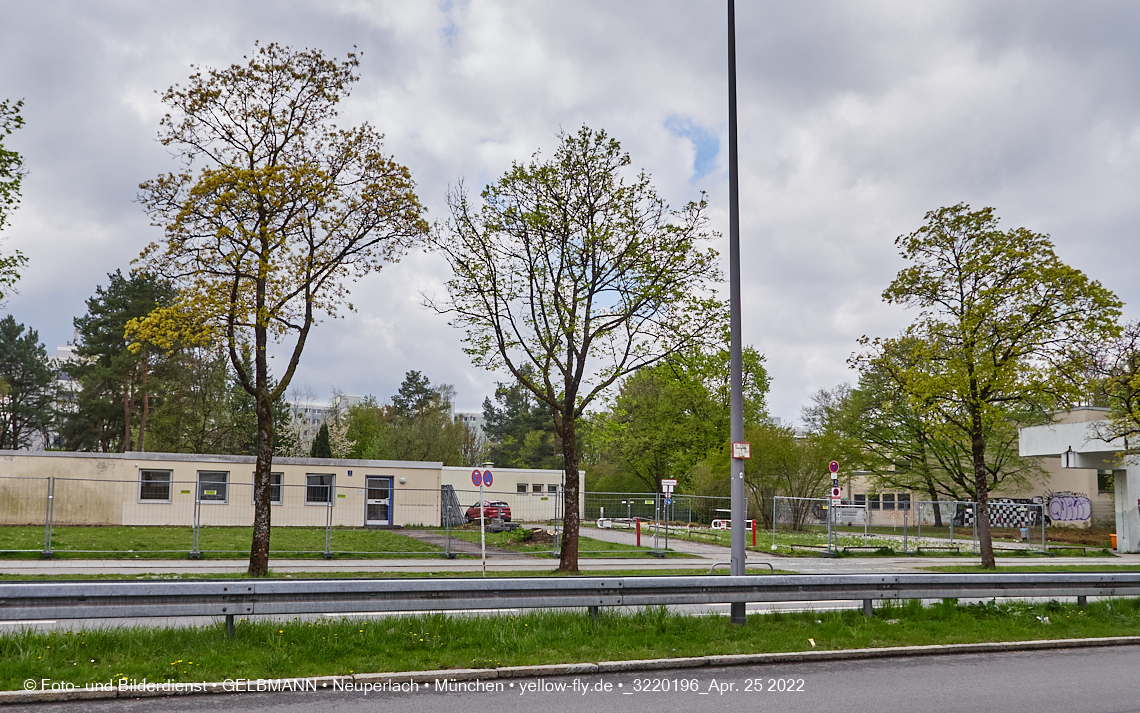 25.04.2022 - Baustelle am Haus für Kinder in Neuperlach